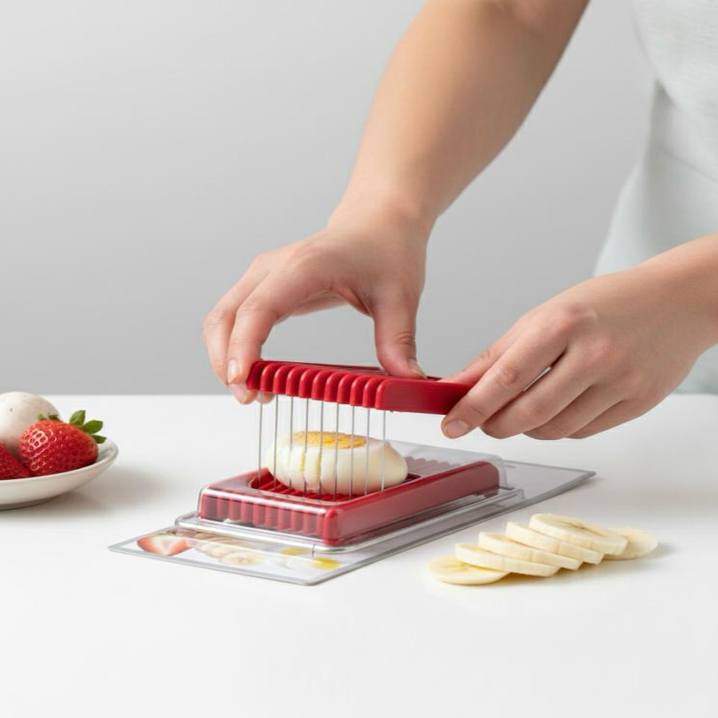 Harold Import HIC Double-Sided Egg Slicer